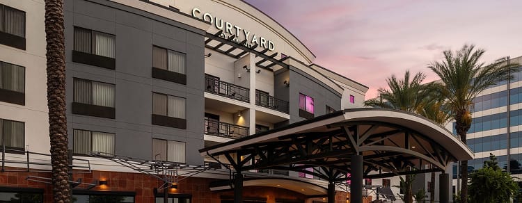 Courtyard by Marriott hotel exterior view