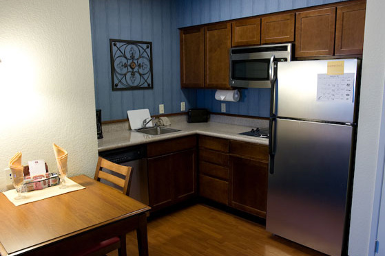 Residence Inn by Marriott Westlake California - kitchen